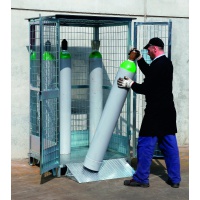 12-cylinder-safety-cage-in-use