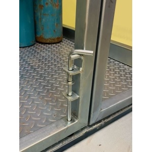 Galvanised Gas Cylinder Transport Cage - Locking Mechanism