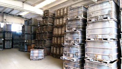 Picture of bottom opening stillage